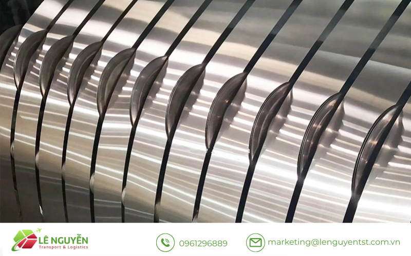 Chuẩn bị đầy đủ bộ chứng từ khai báo hải quan