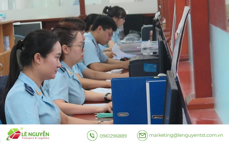 Thủ Tục Xuất Khẩu Linh Kiện Máy Tính: 4 Bước Quan Trọng Doanh Nghiệp Cần Biết