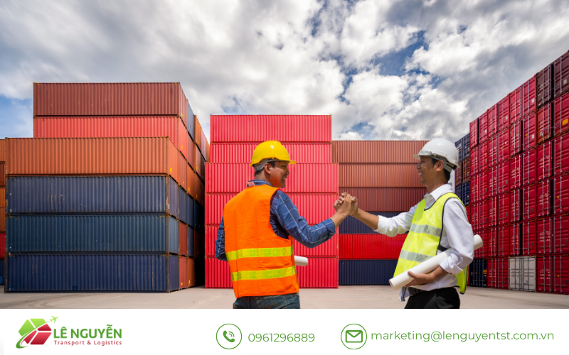 Dịch vụ logistics hỗ trợ doanh nghiệp làm thủ tục
