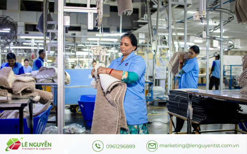 Hàng gia công là gì theo Luật Thương mại 2005