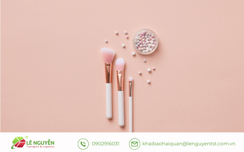 Hành lang pháp lý về hoạt động nhập khẩu cọ trang điểm