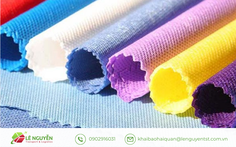 Xác định mã HS cho nguyên phụ liệu may mặc – bước then chốt khi nhập khẩu