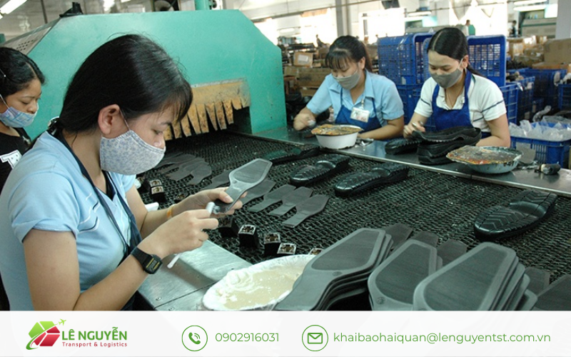 Thuê nhà xưởng và thuê gia công lại
